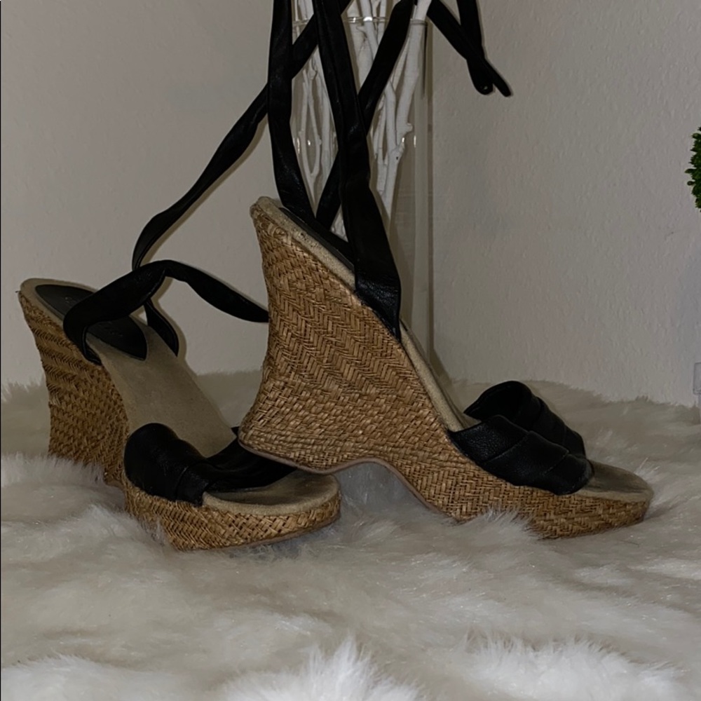💕Black wedges.   ‼️OFFERS WELCOME‼️
